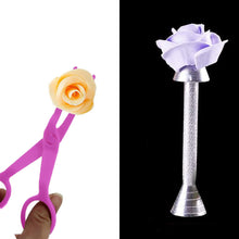 Load image into Gallery viewer, FineDecor Suger Craft Flower Lifter & Flower Nail Combo, Durable for Cake Decorating for Sugar Paste & Chocolate (FD 2939 & FD 3211)