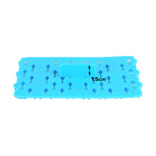 Load image into Gallery viewer, FineDecor Boe Tie Shape Fondant Quilt Mold Embosser Fondant Biscuit Mold Cookie Cutter For Cupcake Decoration And Cake Decorating DIY Tool FD 3258