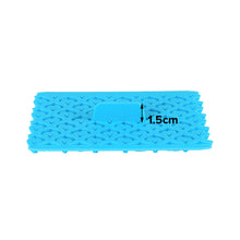 Load image into Gallery viewer, FineDecor Heart Shape Fondant Quilt Mold Embosser Fondant Quilt Biscuit Mold Cookie Cutter For Cupcake Decoration And Cake Decorating Tool - FD 3273