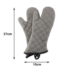 Load image into Gallery viewer, FineDecor Medium Professional Cotton Oven Mitt with Quilted Lines, Heat Resistant, Flexible Oven Hand Gloves, Grey, 1 Pair, 27 cm* 15 cm (FD 3060)