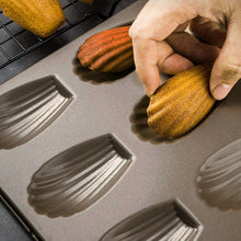 Load image into Gallery viewer, FineDecor Madeleine Pan (6-Cavity) Non-Stick Seashell Shape Madeleine Mold / Baking Mold, FD 3029