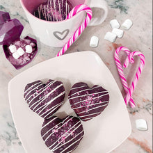 Load image into Gallery viewer, FineDecor Diamond Heart Shape Silicone Mousse Cake Mould for Chocolate Bombs, Non-stick Mould Tray for Valentine, Desserts, FD 3165 (8 Cavity)