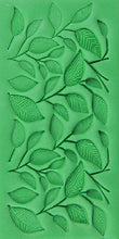 Load image into Gallery viewer, FineDecor Leaf Shape Fondant Quilt Mold Embosser Biscuit Mold Cookie Cutter For Cupcake Decoration And Cake Decorating DIY Tool - FD 3263