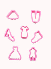 Load image into Gallery viewer, Finedecor™ COOKIE CUTTER SET (SHOES & DRESSES) - FD2497