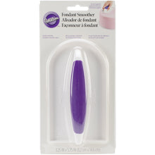 Load image into Gallery viewer, Wilton Fondant Smoother Backer
