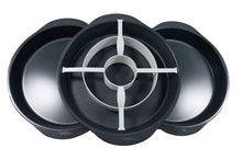 Load image into Gallery viewer, Wilton Round Checkerboard Cake Pan Set, (Ø9”x1.5”)