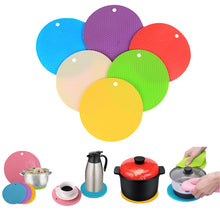 Load image into Gallery viewer, FineDecor Silicone Pot Holder and Oven Mitts (6 Pcs), Multipurpose Non-Slip Insulation Honeycomb Rubber Hot Pads Trivet (Multi Color) - FD 3403
