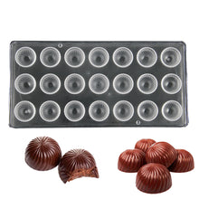 Load image into Gallery viewer, FineDecor Swirl Round Shaped Polycarbonate Chocolate Mold  (21 Cavities), Transparent, FD 3421
