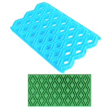 Load image into Gallery viewer, FineDecor Engraved Diamond Shape Fondant Quilt Mold Embosser Biscuit Mold Cookie Cutter For Cupcake Decoration And Cake Decorating DIY Tool - FD 3266
