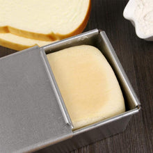 Load image into Gallery viewer, FineDecor Premium Big Nonstick Aluminium Steel Bread Mould/Loaf Pan/Bread Pan/Toast Mould/Bread Tin with Cover Bakeware (Silver) For 450 gm, FD 3116
