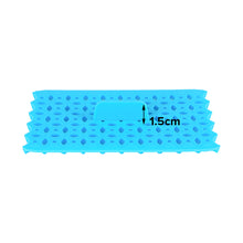 Load image into Gallery viewer, FineDecor 4 Petal Flower Shape Fondant Quilt Mold Embosser Fondant Quilt Biscuit Mold Cookie Cutter For Cupcake Decoration  - FD 3278
