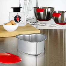 Load image into Gallery viewer, FineDecor Premium Aluminium Cake Pan/Mould, Heart Shape (5 inch diameter * 1.5 inch height), FD 3021
