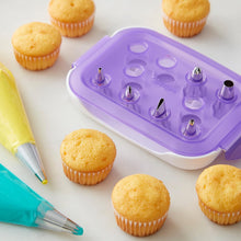 Load image into Gallery viewer, Wilton Starter Decorating and Piping Tip Set (Nozzle Set), 8pcs
